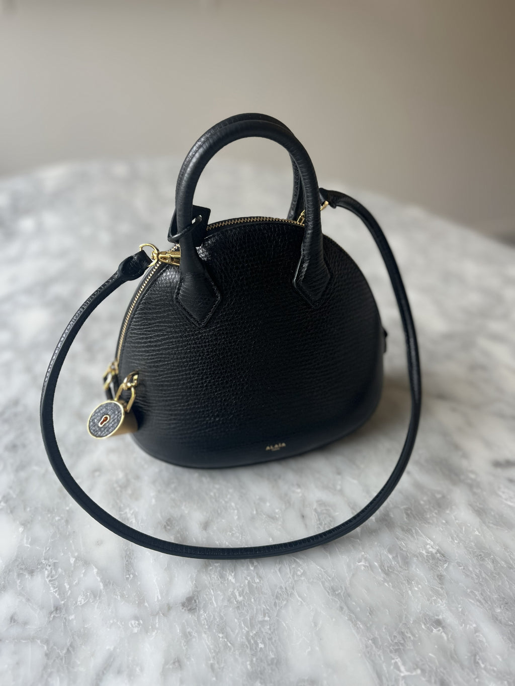 ALAÏA Dome 25 Bag