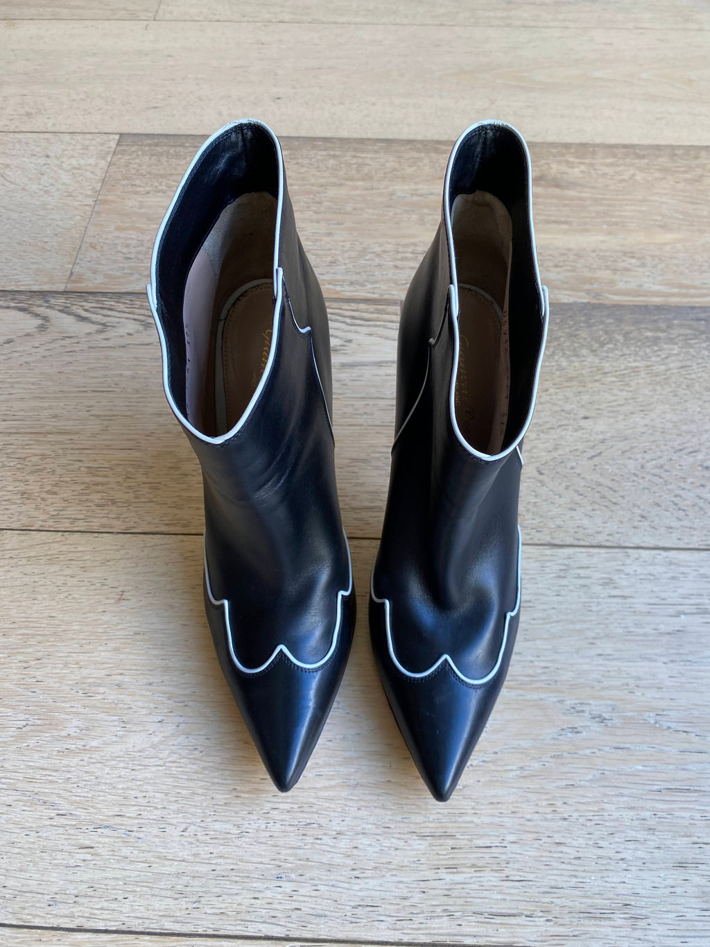 GIANVITO ROSSI Stiletto Ankle Boots - 37.5