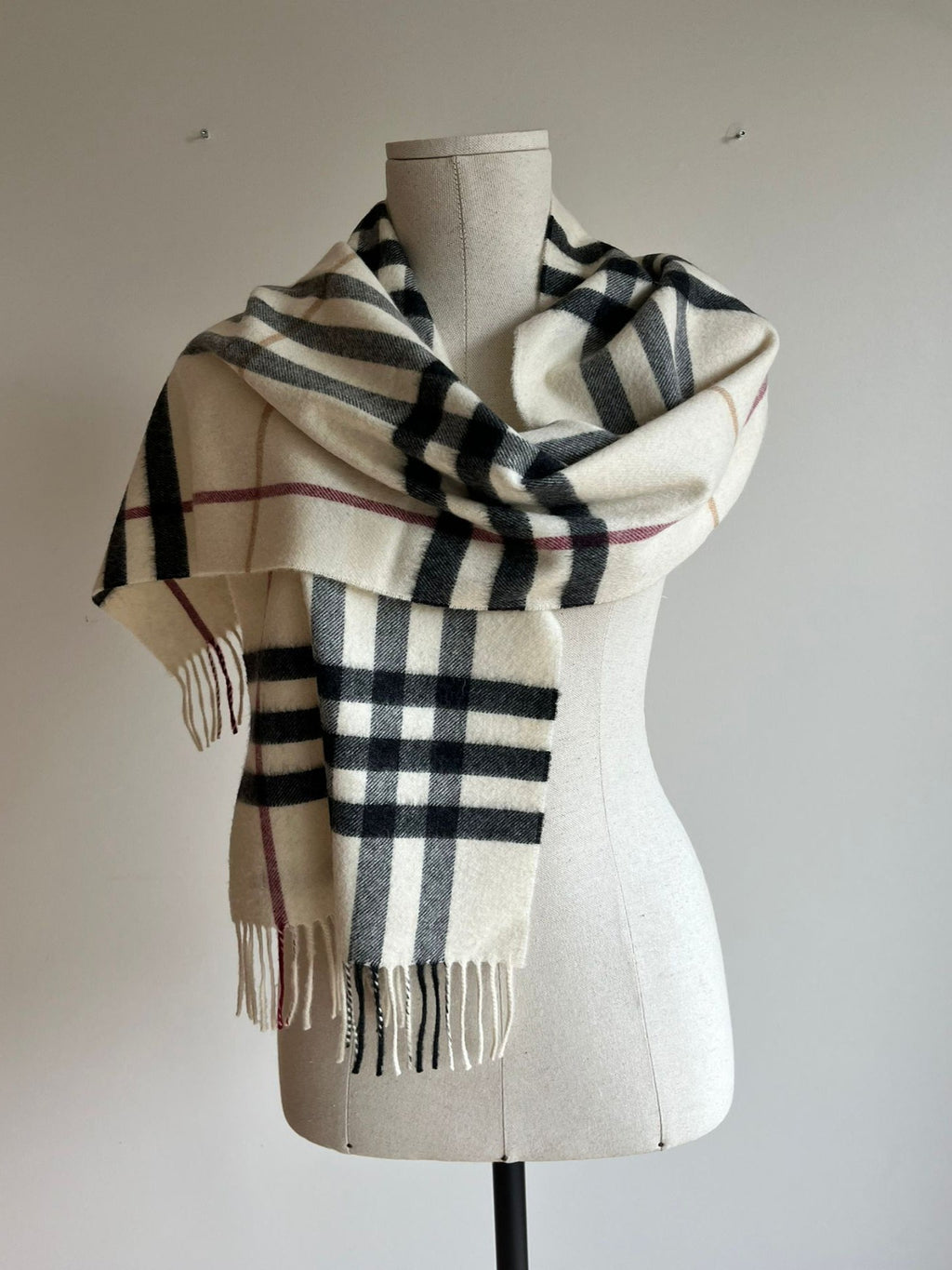 BURBERRY scarf
