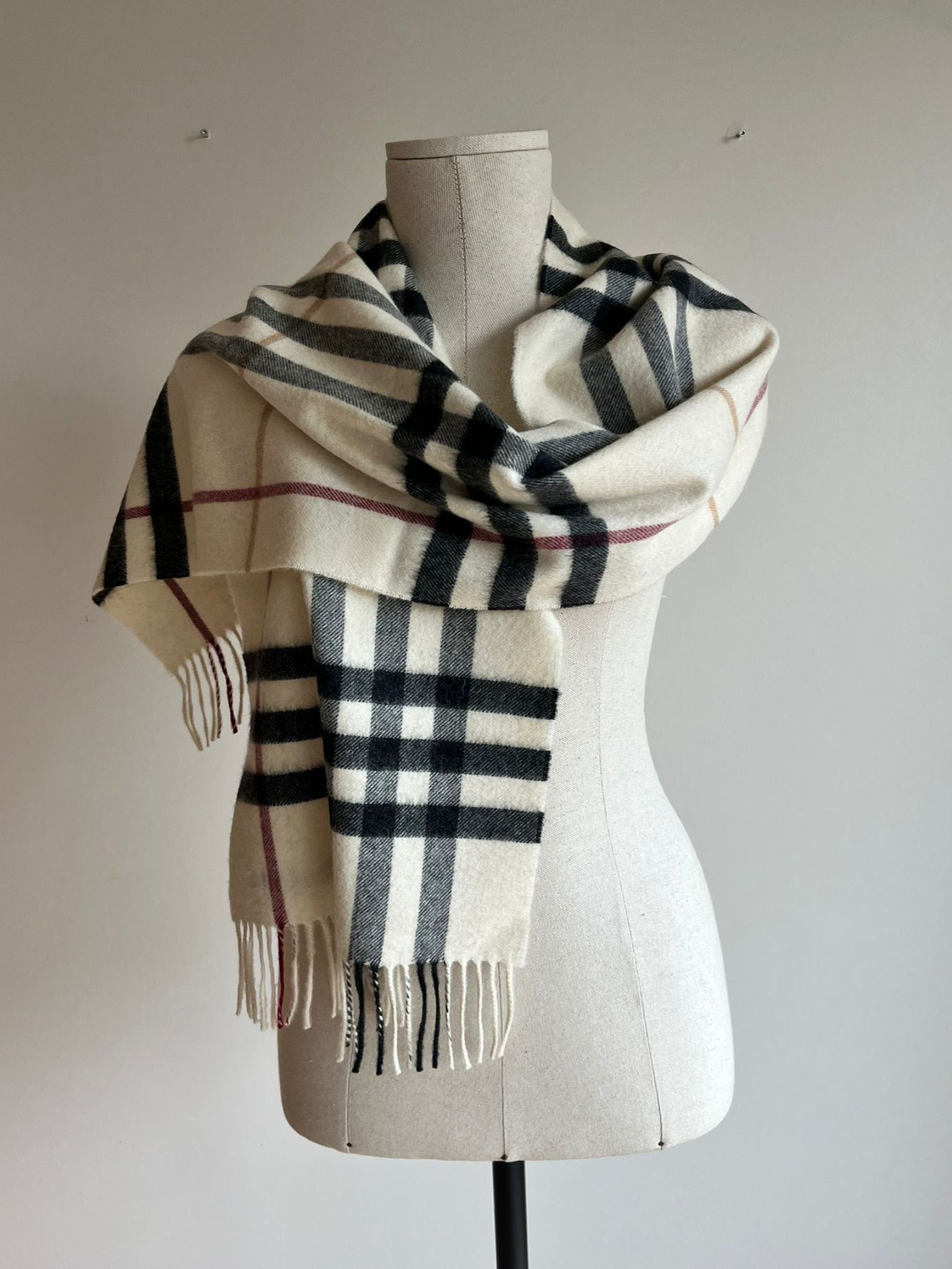 BURBERRY scarf