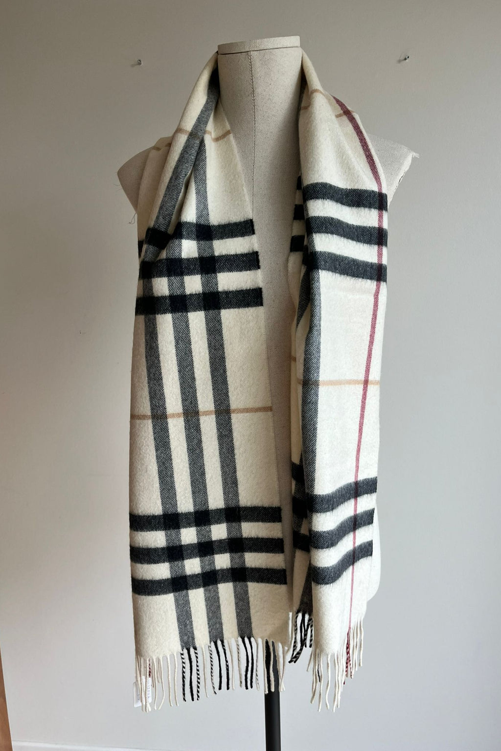 BURBERRY scarf