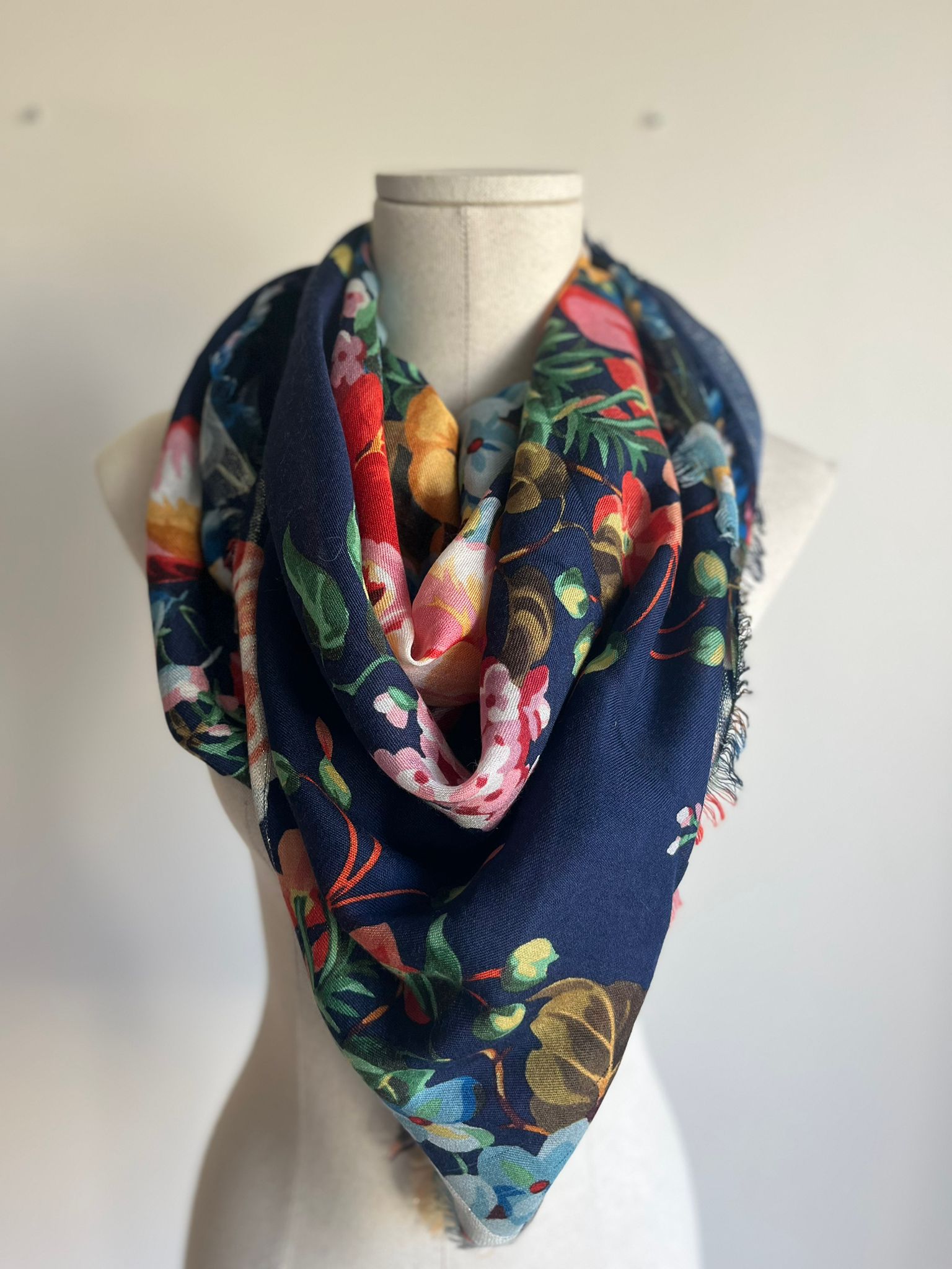 GUCCI Floral Scarf