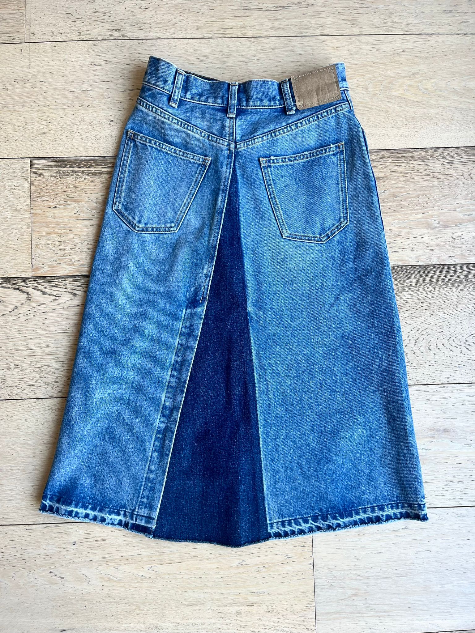 CELINE Skirt - 24