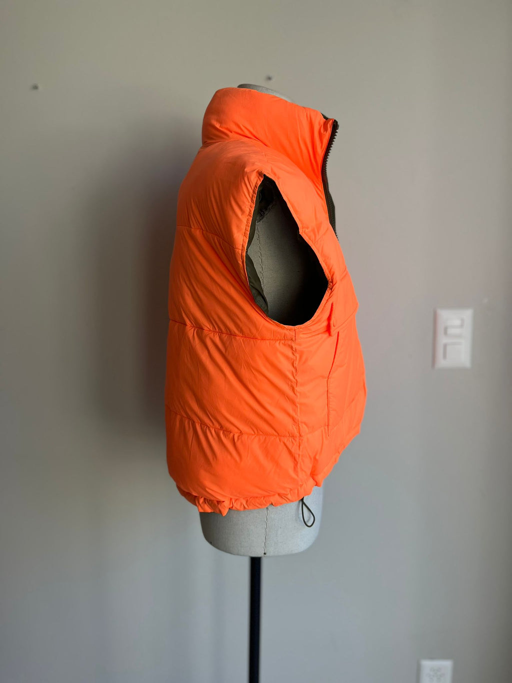 ESSENTIAL ANTWERP Down Gilet - XS