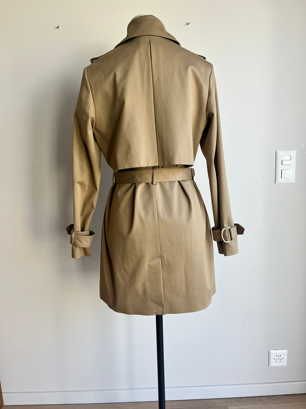 ZAPA Structured Trench Coat - 36