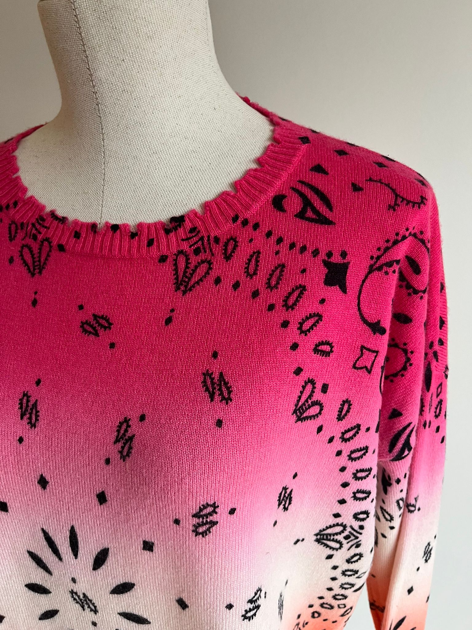 KUJTEN Cashmere Jumper - 1