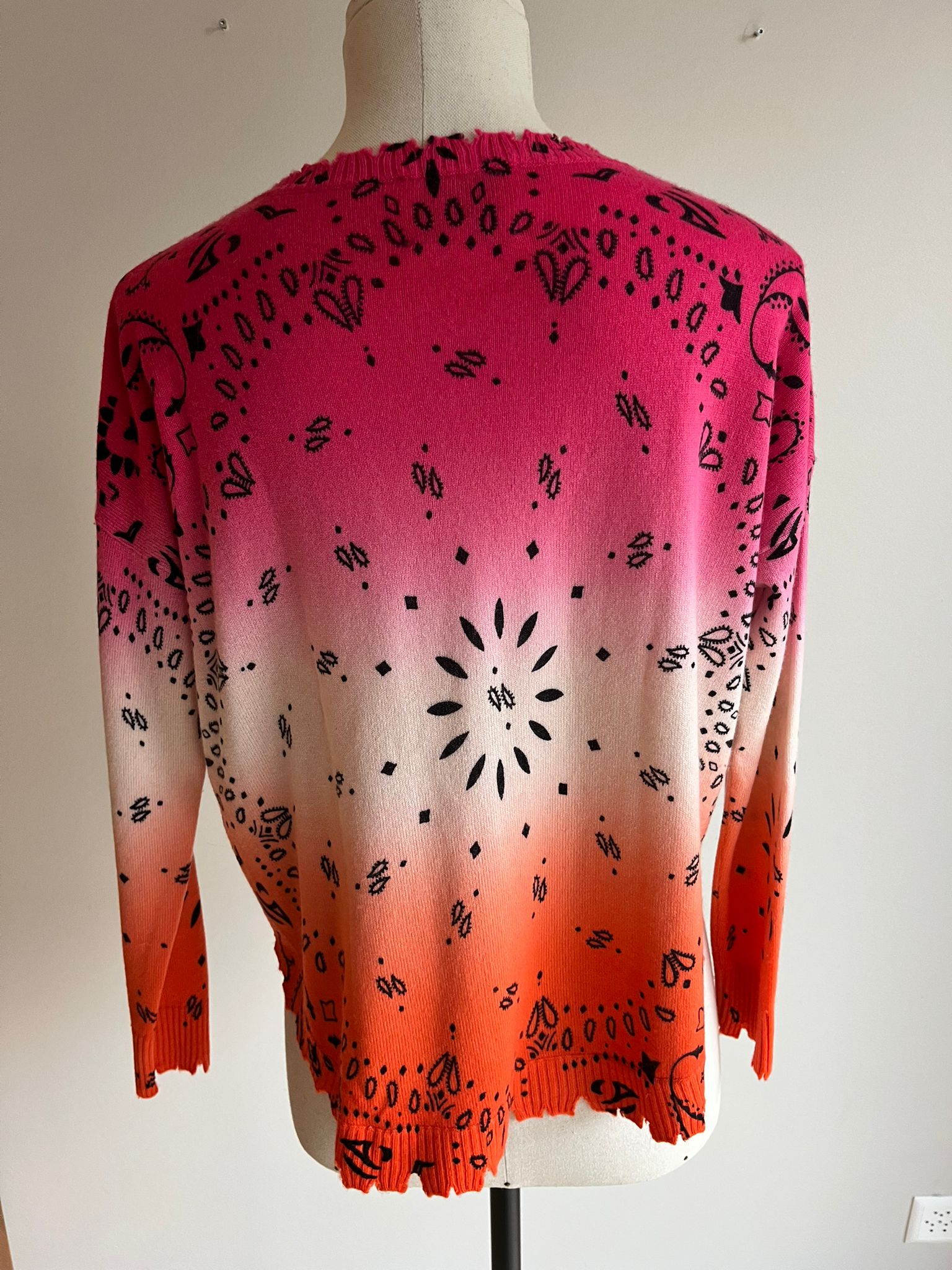 KUJTEN Cashmere Jumper - 1
